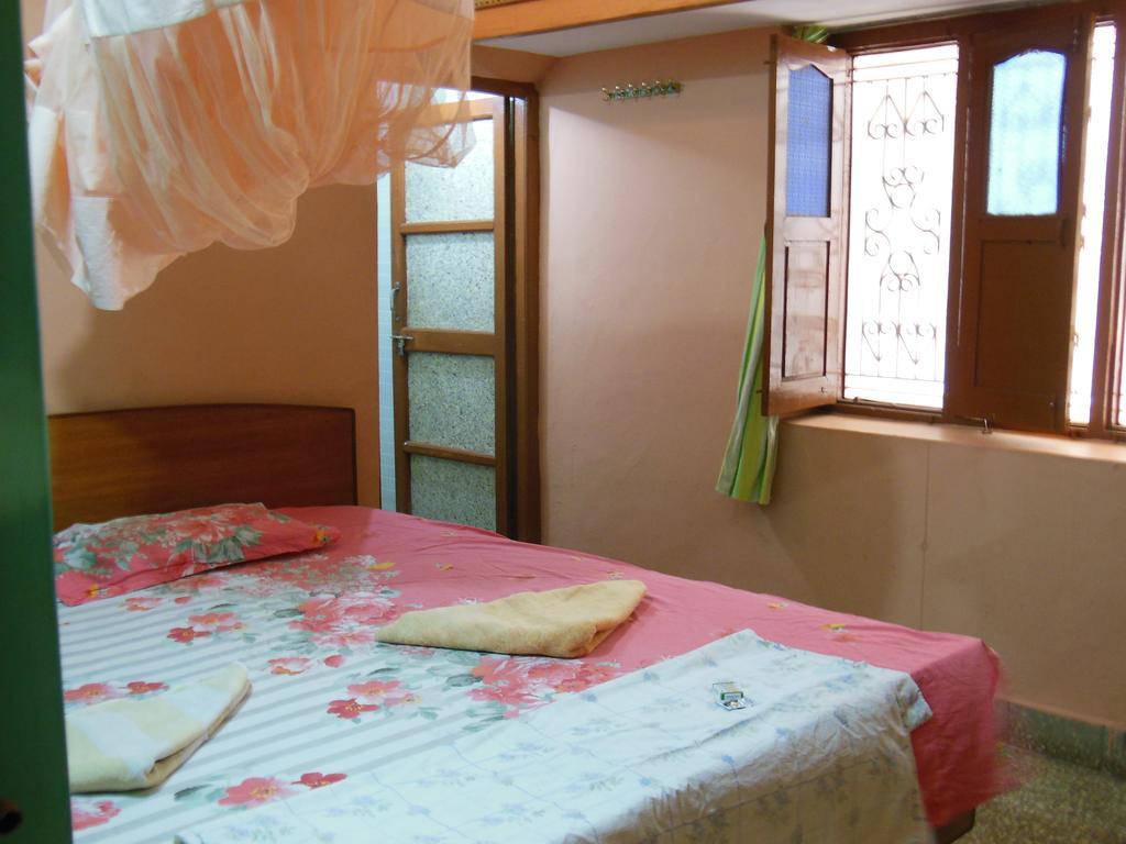 Rocky Guesthouse Hampi Ruang foto