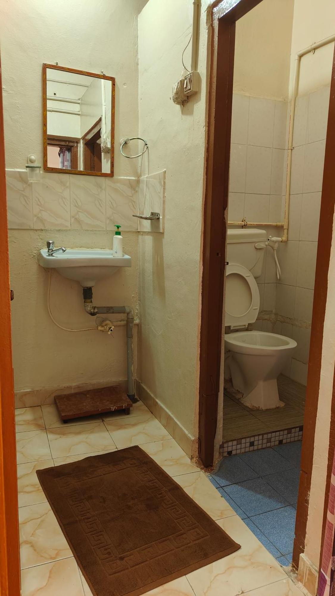Rocky Guesthouse Hampi Bagian luar foto